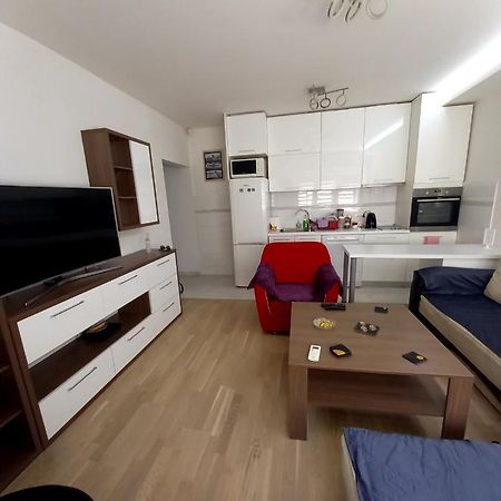 Skopje Contemporary Apartment Экстерьер фото